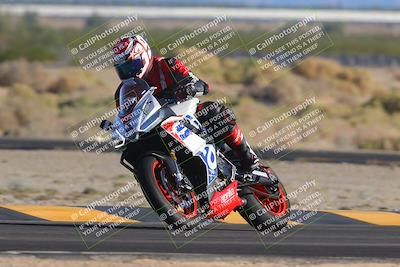 media/Nov-06-2023-Moto Forza (Mon) [[ce023d0744]]/3-Intermediate Group/Session 5 (Turn 4)/